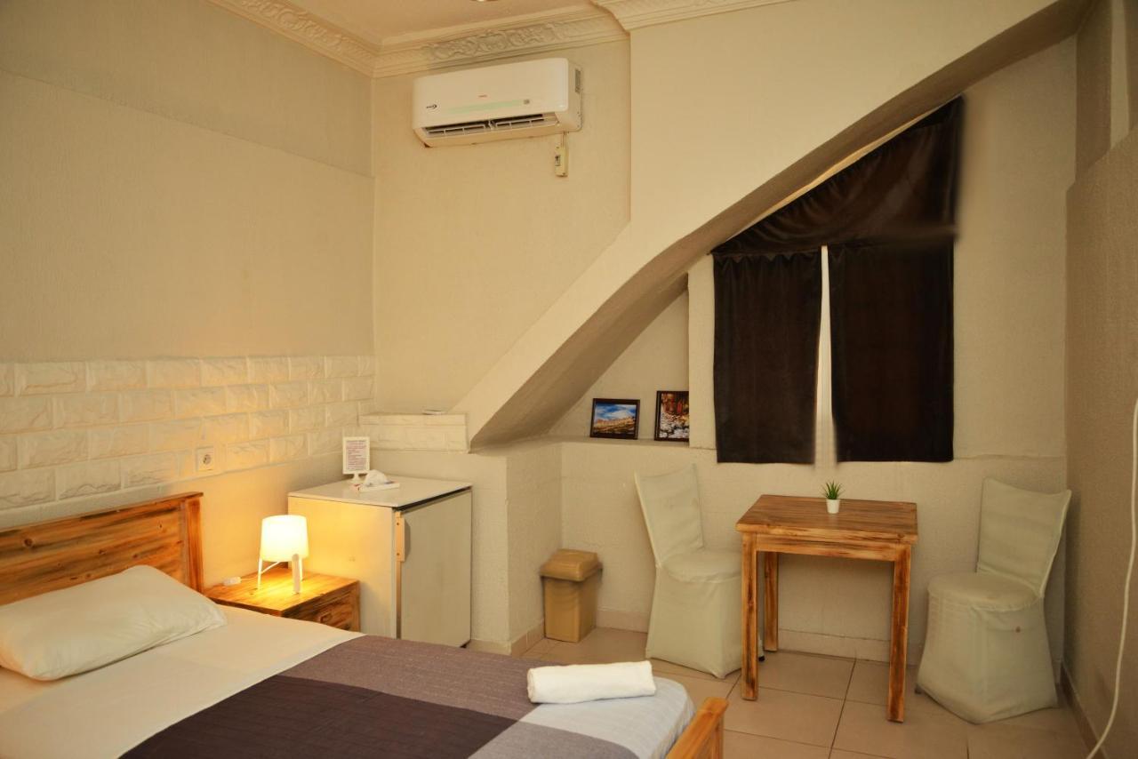 Cairwan Hotel 케락 외부 사진
