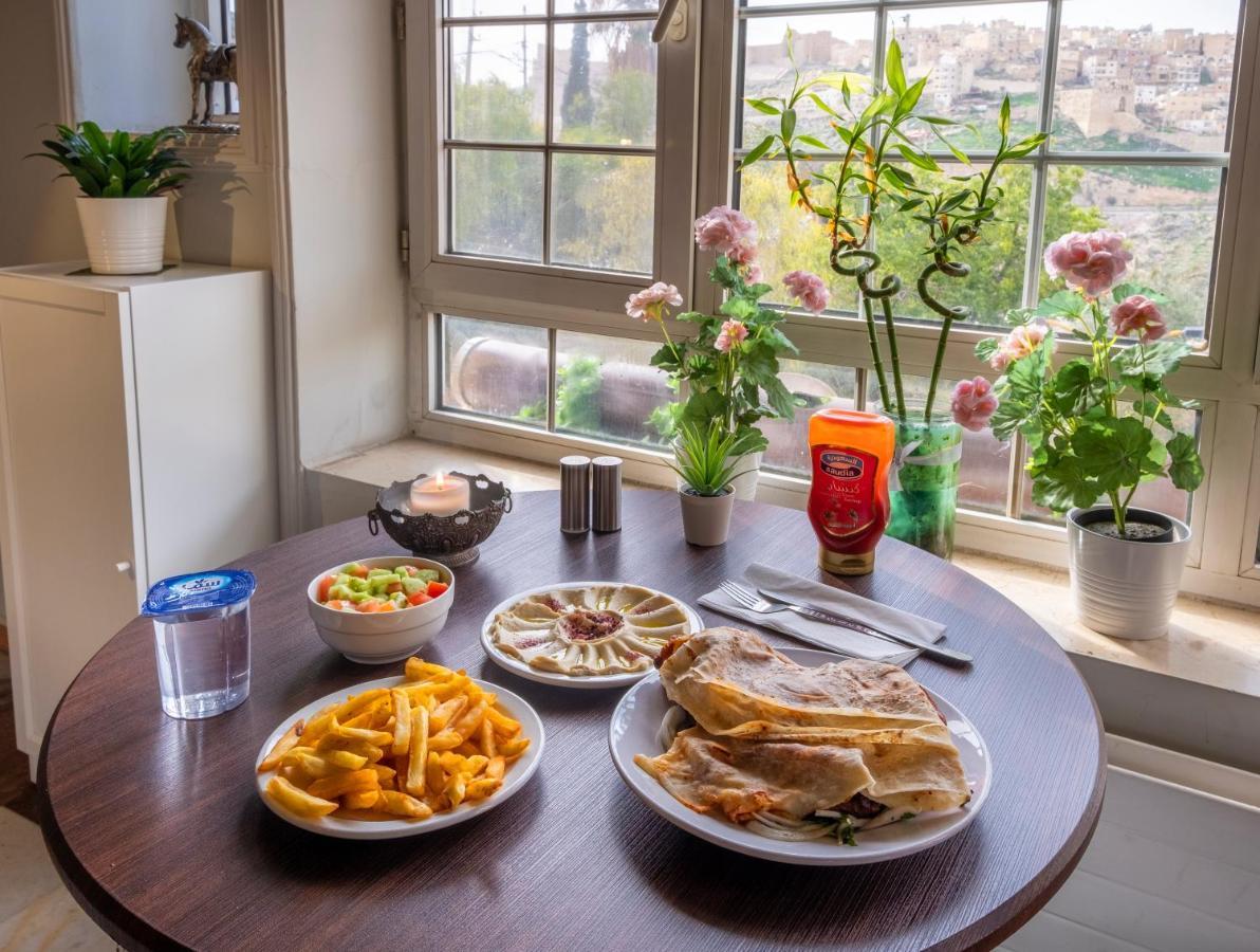 Cairwan Hotel 케락 외부 사진